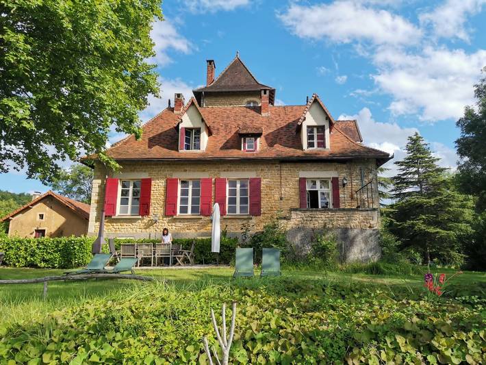 Gîte pour 10 personnes, avec piscine et sauna