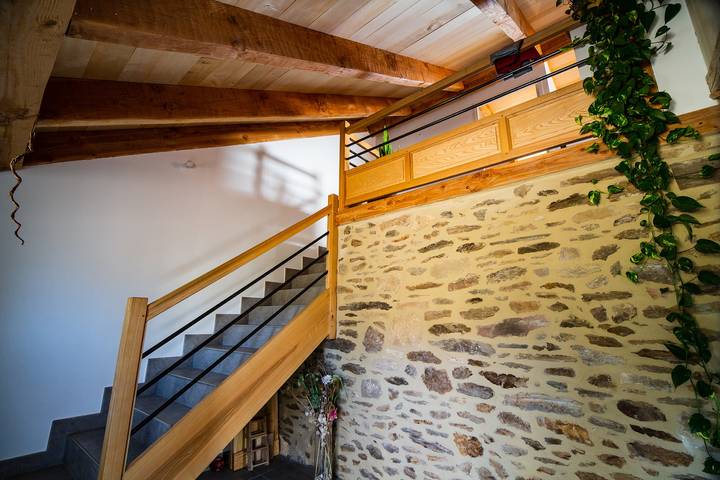 Ganze Wohnung, Charmante Wohnung in Saint-Côme-d'Olt - 80 m² mit Balkon in Saint-Côme-d'Olt, Parc naturel régional de l'Aubrac