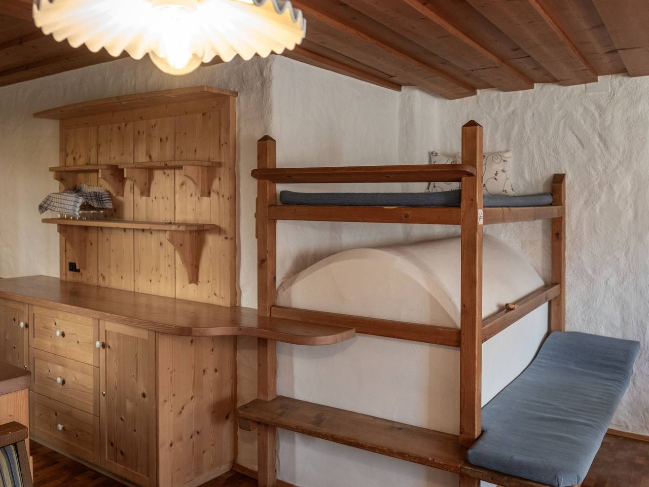 Ganze Ferienwohnung, B&B Oboluckna - Gipfelzimmer in Mühlen in Taufers, Sand in Taufers