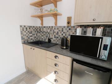 Log Cabin for 2 People in Isle of Anglesey, North-Wales, Photo 4
