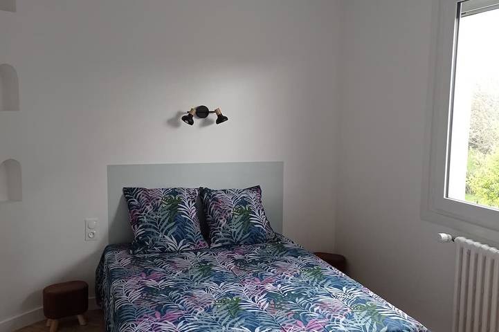 Location de vacances pour 14 personnes, avec jardin et terrasse, animaux acceptés à Plonéour-Lanvern - 2