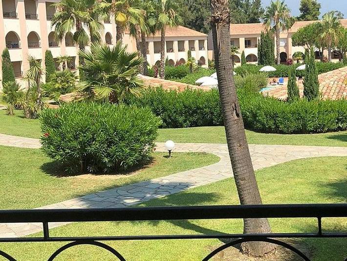 Camping für 6 Personen, mit Kinderpool auf Korsika - 4