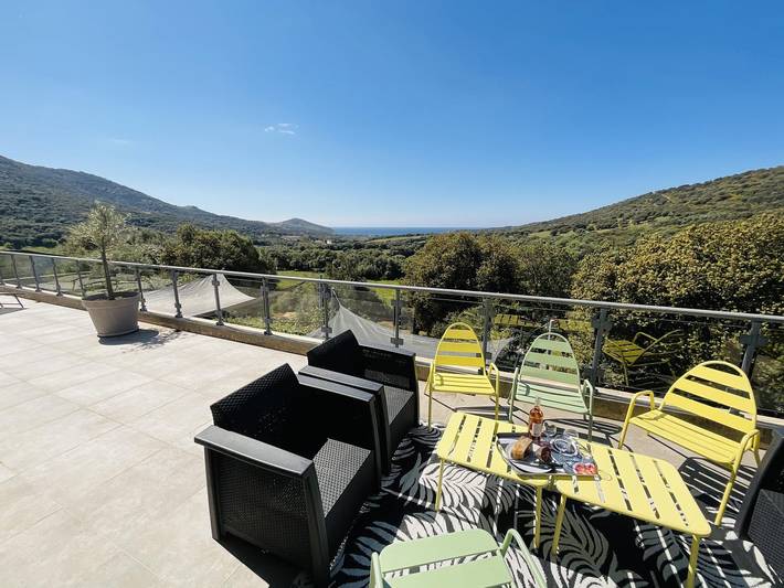 Gîte pour 6 personnes, avec Terrasse