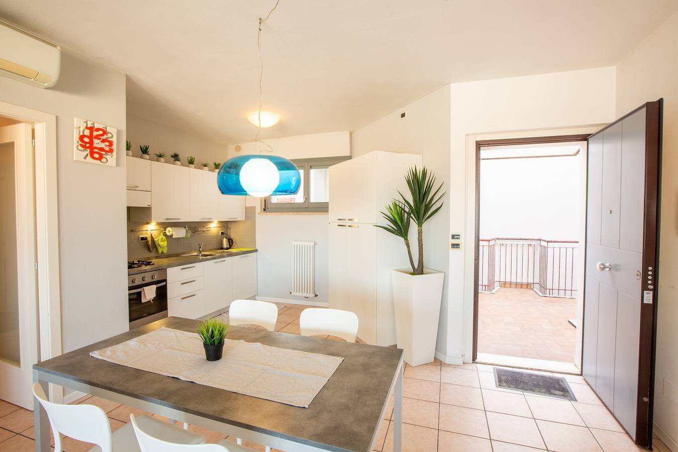 Appartamento intero, Appartamento 'Adelaide' con vista mare, Wi-Fi e aria condizionata in Senigallia, Senigallia (comune)