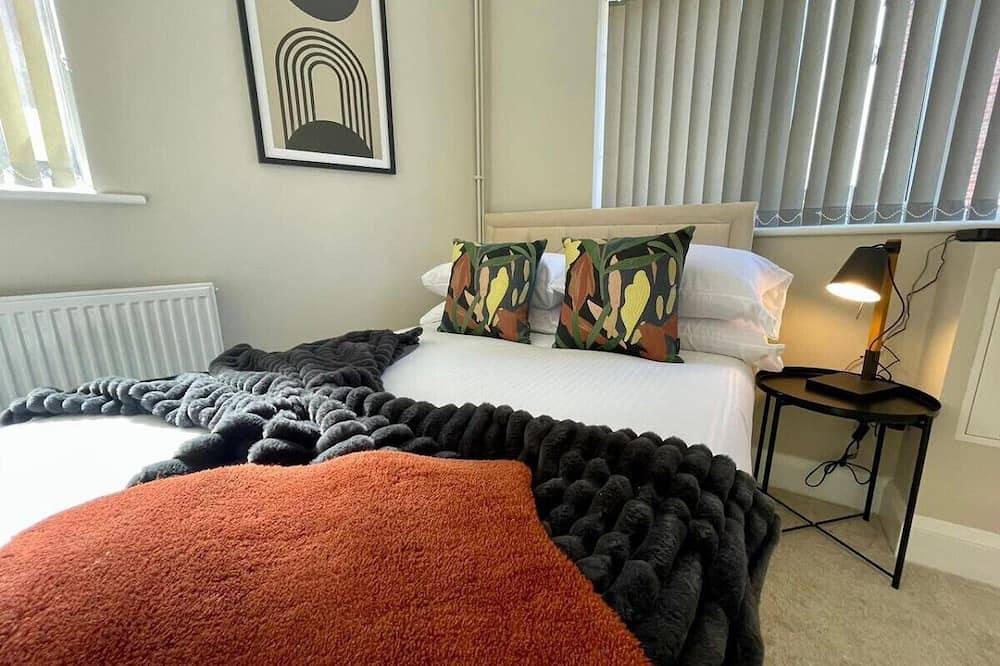 Recently Renovated Property In Stoke on Trent in Stoke-on-Trent, Midlands