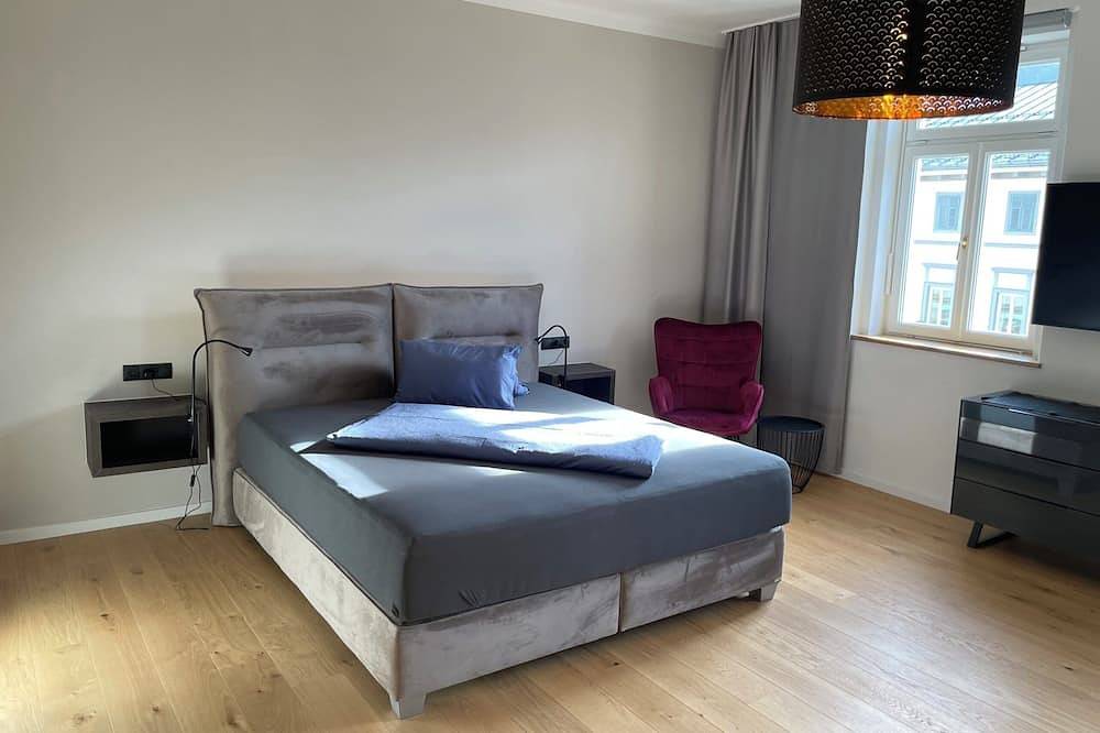 Ganze Wohnung, Ferienwohnung \"Gasthof Alte Post - Top 8 Kapitän\" mit Bergblick & Wlan in Gmünd in Kärnten, Lieser-Maltatal
