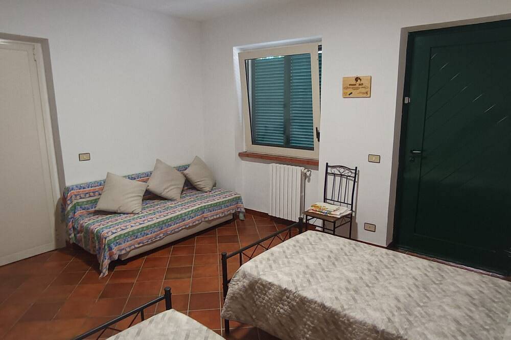 Marvelous 2-bedroom bed & breakfast in Poggio Moiano in Poggio Moiano, Terminillo