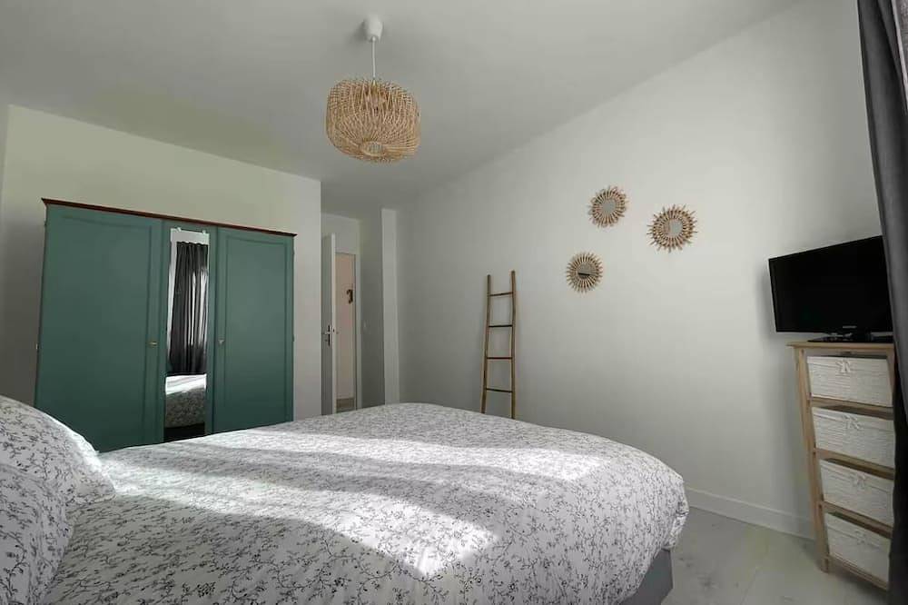 Maison K'armen. Quiet property on the Emerald Coast. in Ploubalay, Dinan region