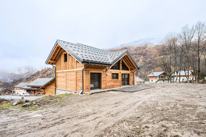 Chalet pour 12 personnes, avec jardin, animaux acceptés en Savoie - 2