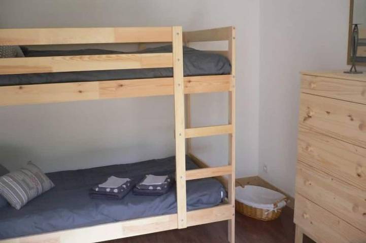 Location de vacances pour 8 personnes, avec jardin à Chaillevette - 4