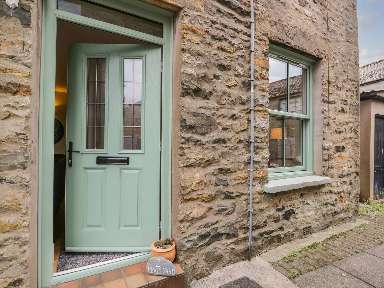 2 Kings Yard in Sedbergh, Yorkshire Dales National Park