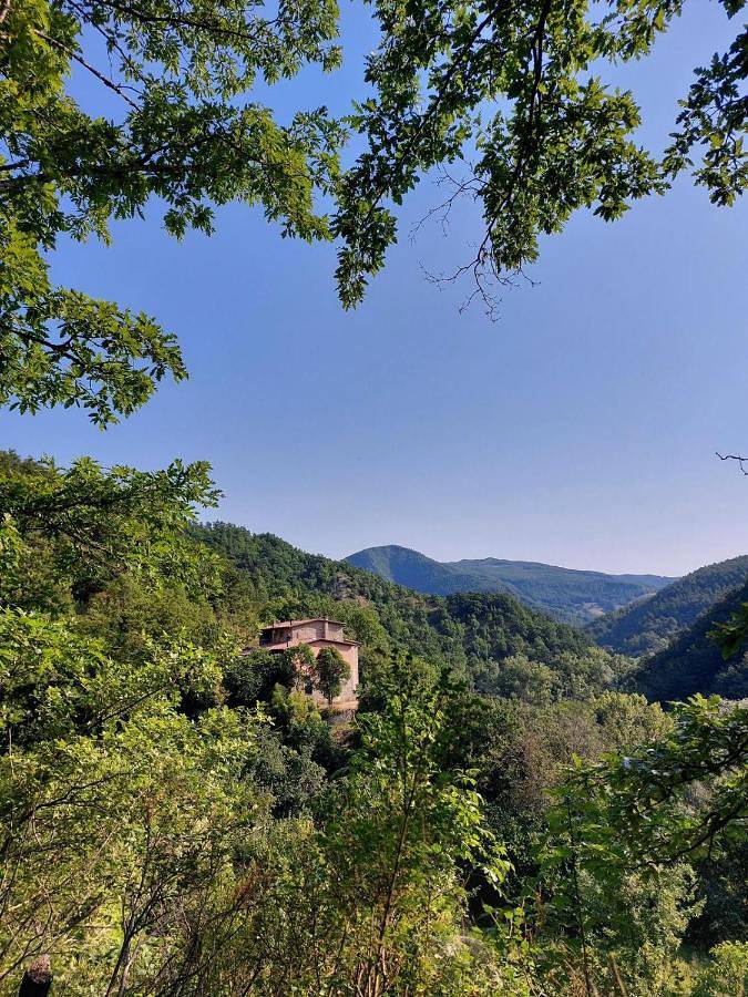 Casa vacanza per 2 persone, con panorama e giardino, con animali domestici in Borgo Pace