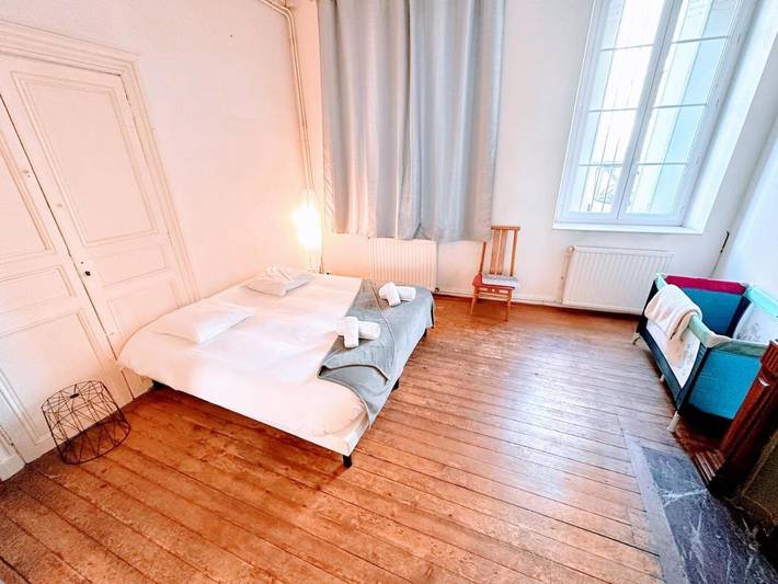 Gîte pour 4 personnes, avec terrasse dans Basilique Saint-Seurin de Bordeaux - 3