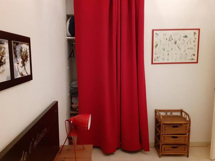 Gîte pour 6 personnes, avec jardin ainsi que terrasse et piscine, animaux acceptés à Azille - 2