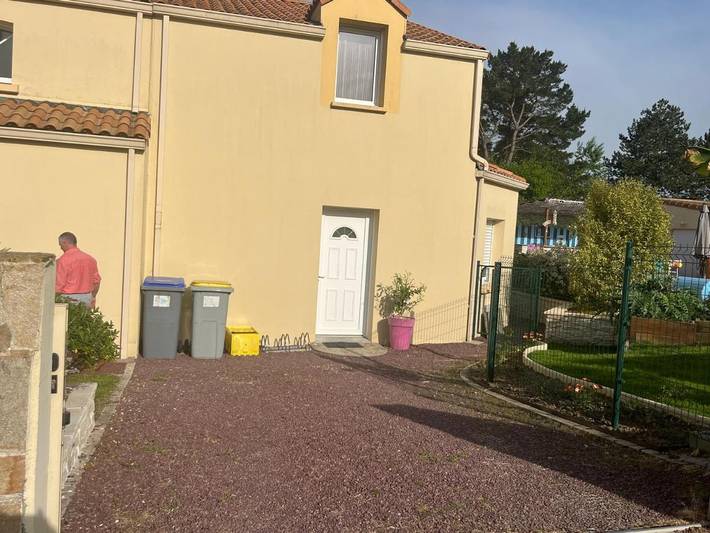 Gîte pour 4 personnes, avec piscine ainsi que vue et jardin à Basse-Goulaine - 2