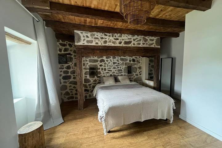 Location de vacances pour 6 personnes, animaux acceptés à Saint-Gérons - 2