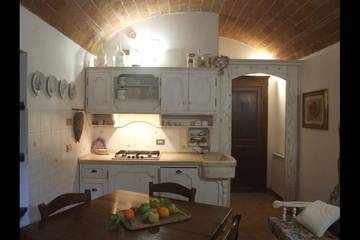 Apartment for 5 People in Pisa, Italian Riviera, Photo 2