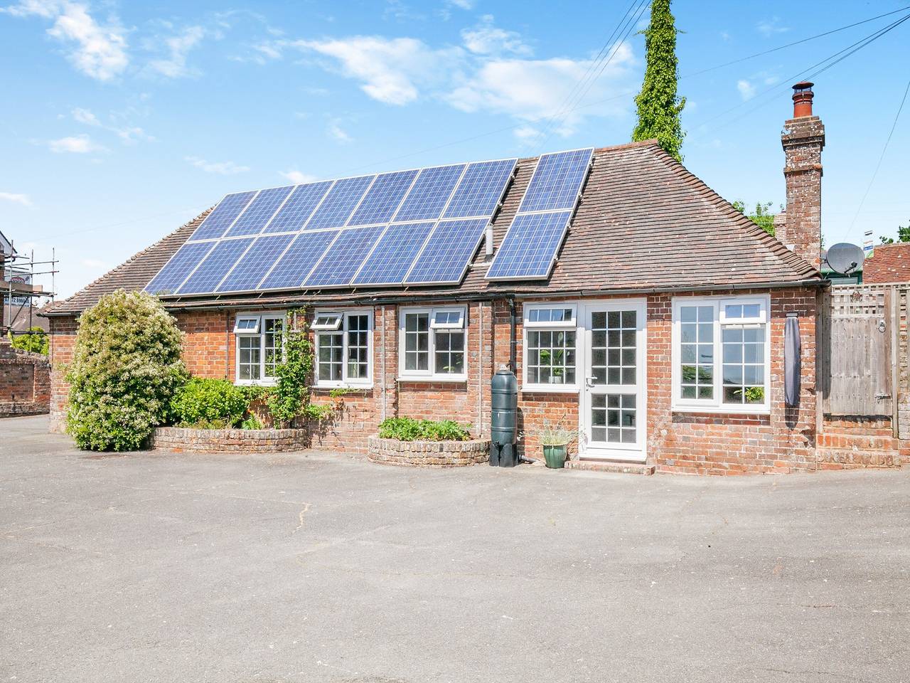 Log Cabin for 2 People in High Weald, Sussex