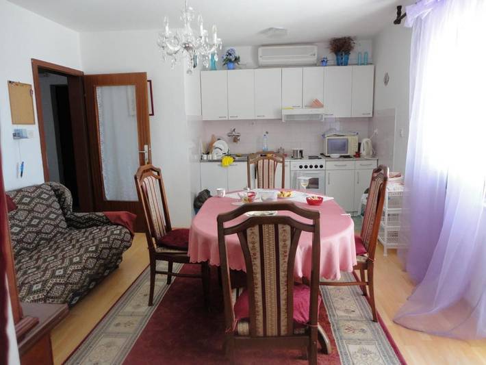 Maison d’hôte pour 3 personnes, avec jardin et vue dans Tivat - 2