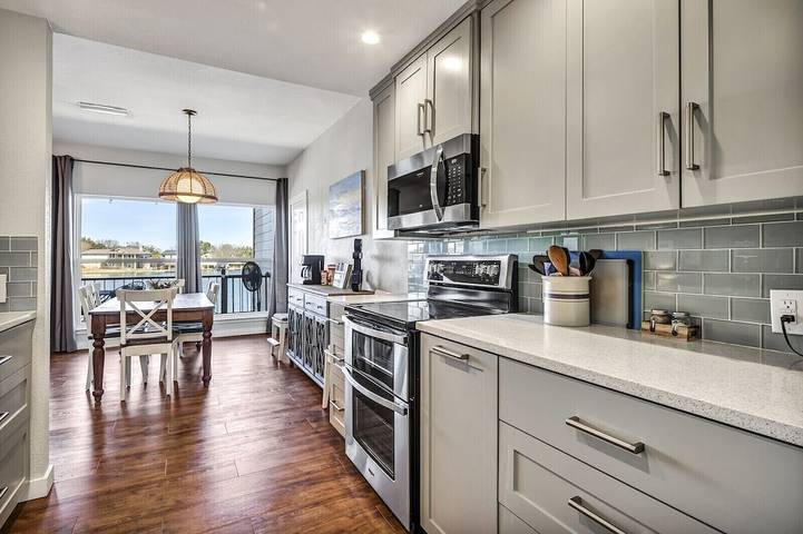 Vacation rental for 8 people, with balcony in Horseshoe Bay