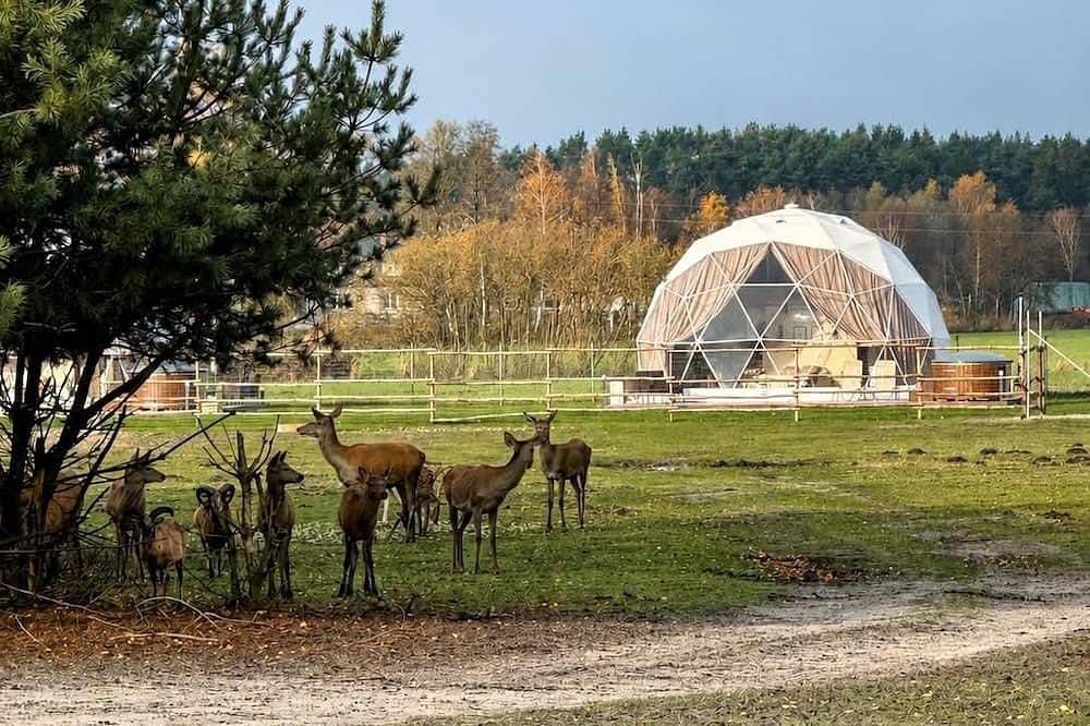 Flower Glamp - Private Hot Tub, Sauna & Alpacas in Großpolen