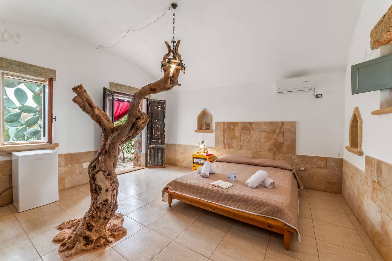 Charmant appartement d'hôtel : à 1,5 km de la plage, avec parking et climatisation in Ugento, Golfe de Tarente