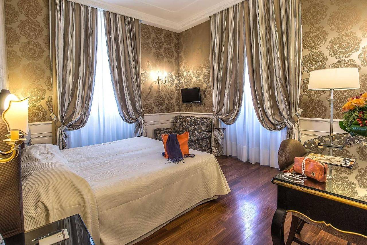 Albergo del Senato in Centro di Roma, Roma