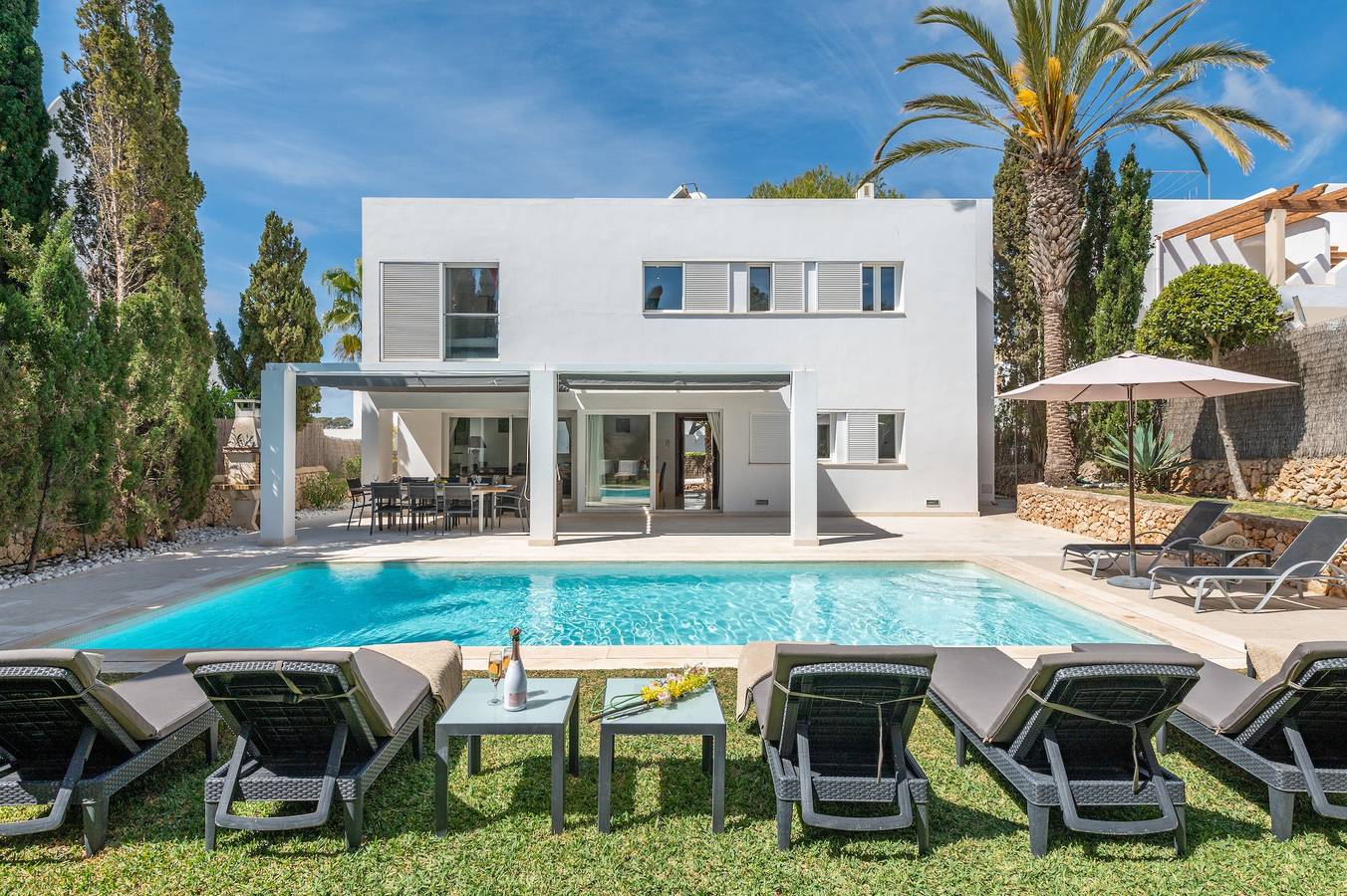 Villa 'Paraiso Cala Dor' con piscina privada, Wi-Fi y aire acondicionado in Cala d'Or, Santanyí