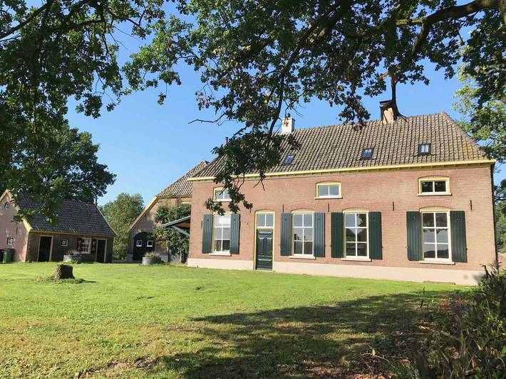 Boerderij voor 14 personen, met tuin en terras in de Achterhoek