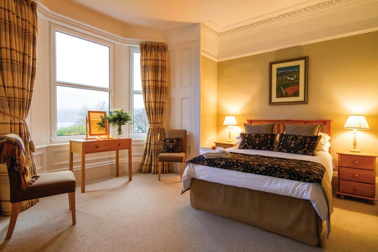 Budget Twin Room in Firth Of Clyde