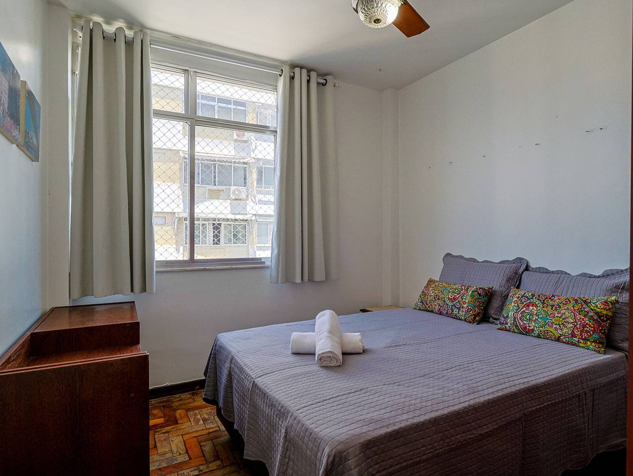 Entire apartment, Apto a 700m da Praia do Leblon com Wi-Fi e ar in Leblon, Rio de Janeiro