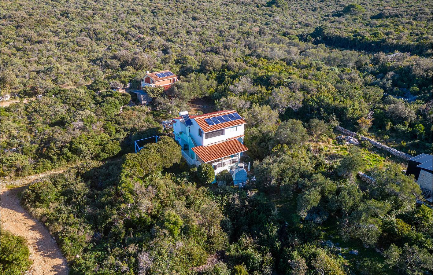Apartamento acolhedor de 1 quarto perto da costa, com terraço e estacionamento in Nevidane, Pasman