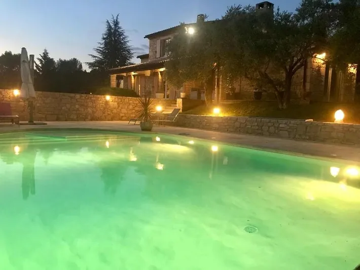 Casa de vacaciones para 12 personas, con piscina además de terraza y vistas, Se admiten mascotas - 1
