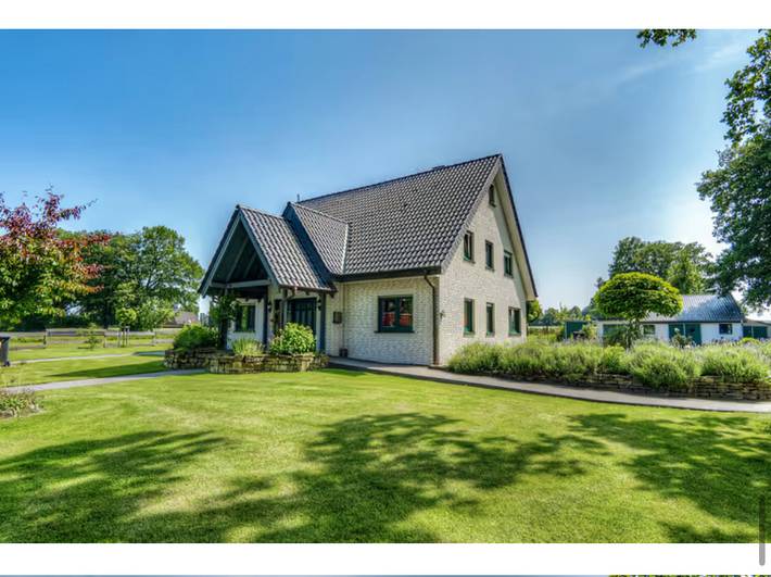 Ferienwohnung für 7 Personen, mit Whirlpool und Terrasse sowie Garten und Sauna