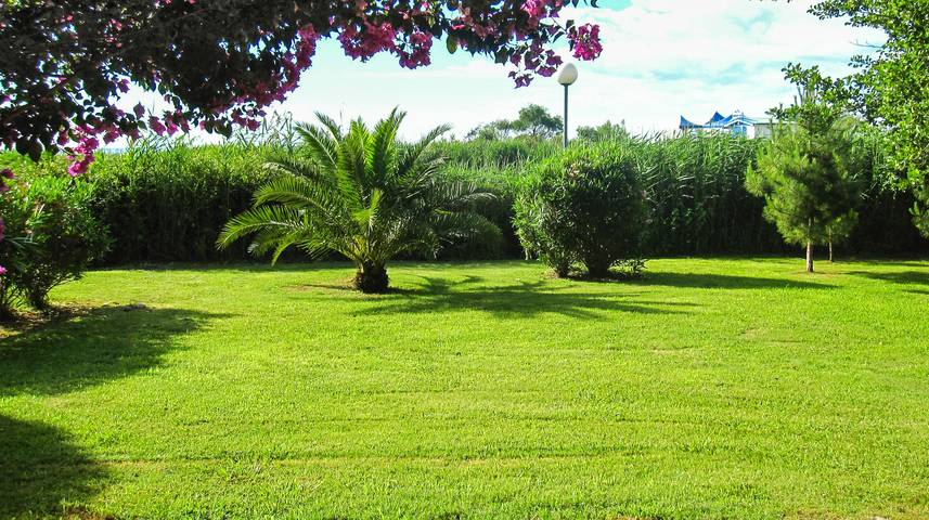 Apartamento entero, Residencia Marina Corsa - Monolocale para 2-3 personas, junto al mar in Marina d'Oru, Ghisonaccia