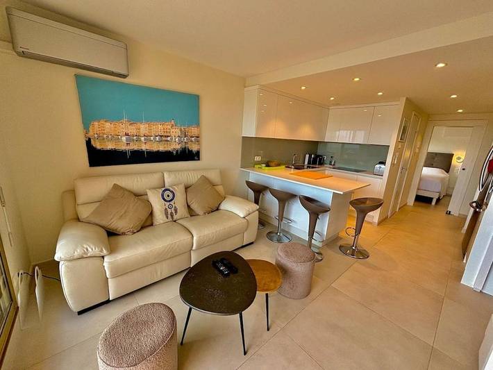 Gîte pour 6 personnes, avec piscine ainsi que vue et balcon dans Port de la Figueirette - 4