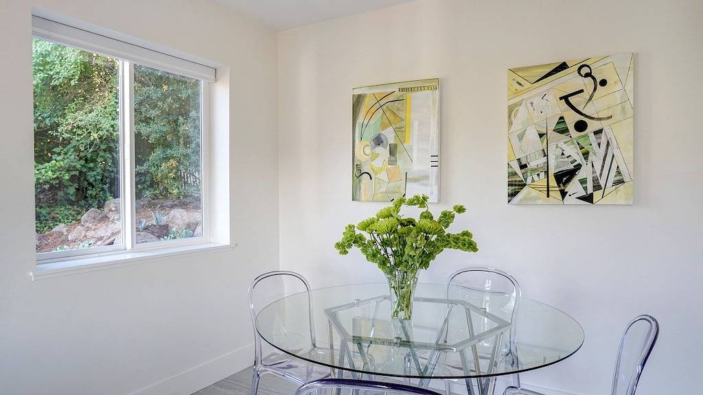 Beautiful modern home near Sonoma, Calistoga & wineries in Santa Rosa, California North Coast