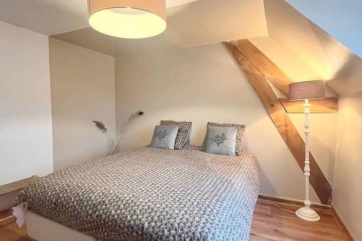 Maison de village sud Touraine avec piscine proche Chinon Azay 11 p in Tavant, Vallée de la Loire