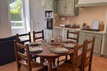 Location de vacances pour 6 personnes à Montravers