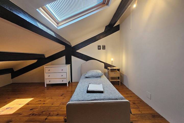 Location de vacances pour 8 personnes, avec terrasse et jardin à Bize-Minervois - 4