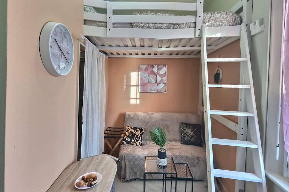 Ganze Wohnung, Petit Studio 1 Face Gare, Wifi Gratuit, Proches Toutes Commodités in Évreux, Évreux und Umgebung