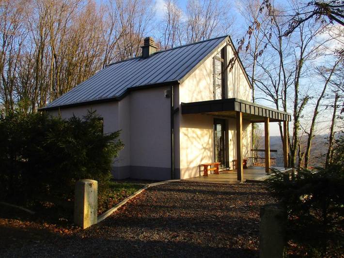 Ferienhaus für 6 Personen, mit Balkon und Terrasse sowie Garten in Huy