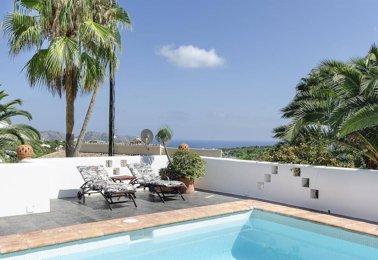 Villa 'Vista Moraira' con vistas al mar, Wi-Fi y aire acondicionado in Teulada, Costa Blanca