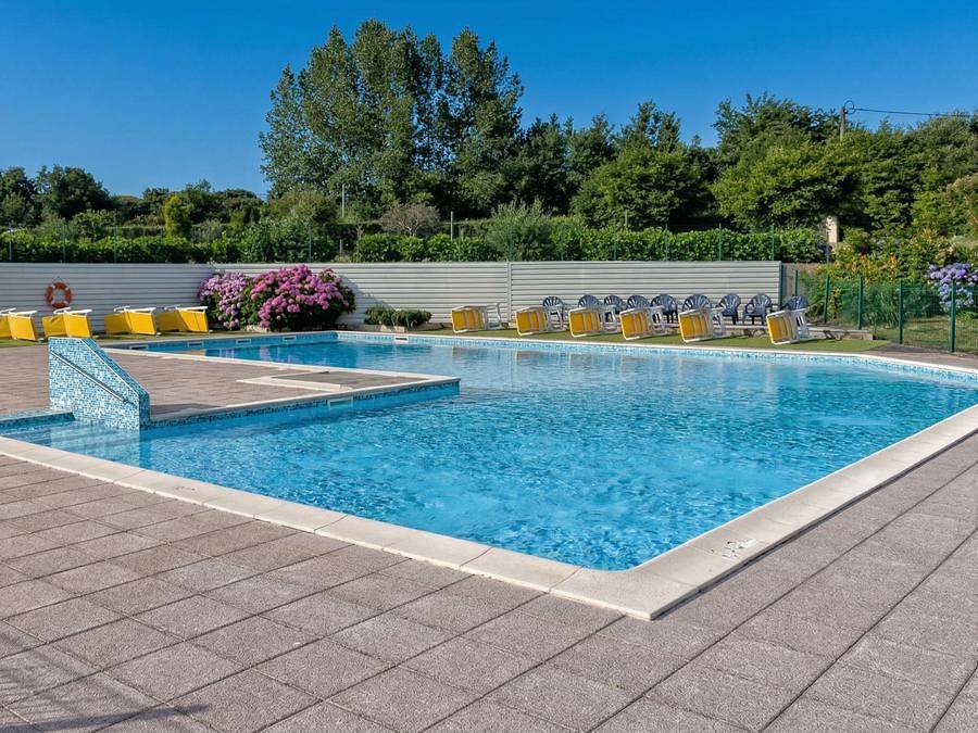 Camping pour 4 Personnes dans Plouézec, Côte de Goëlo