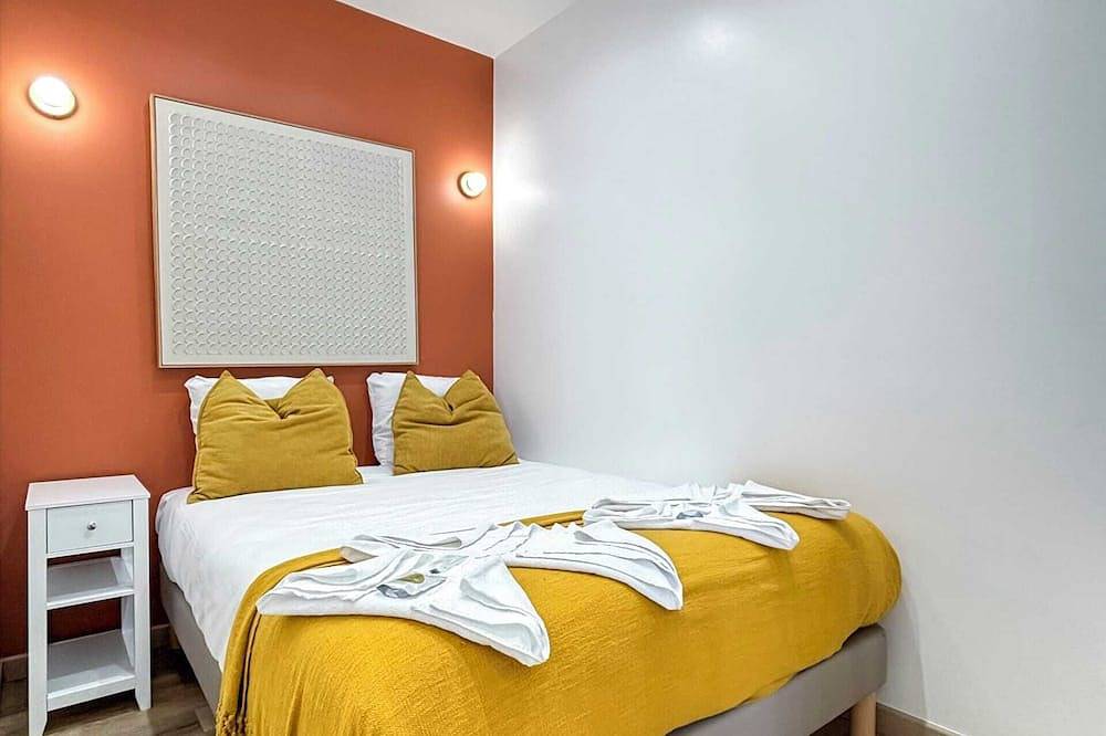 Appartement entier, Hoche B 16 - Une Chambre Appartement, Couchages 4 in Le Pré-Saint-Gervais, Seine-Saint-Denis