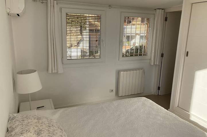 Gîte pour 6 personnes, avec jacuzzi ainsi que terrasse et jardin à Illetes - 4