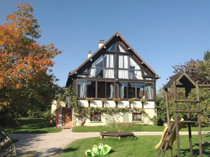 Chambre d’hôte pour 5 personnes, avec vue et jardin