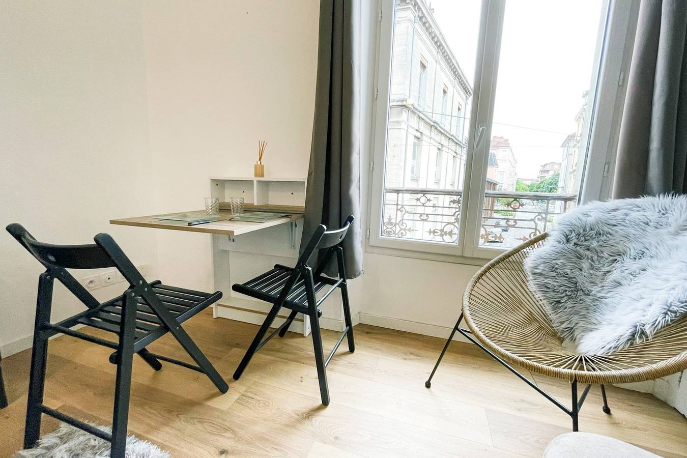 Estudio entero, Estudio para 2 personas in Grenoble, Isère