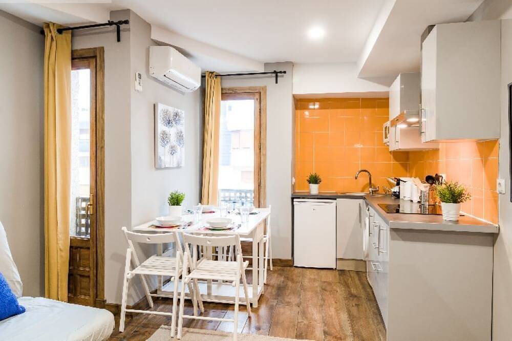 Entire apartment, Apartamento El Sauce in Navacerrada, Puerto de Navacerrada