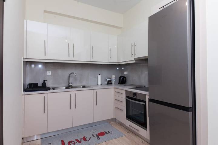 Appartement entier, Appartement de vacances pour 5 personnes avec jardin in Section centrale d'Athènes, Athènes